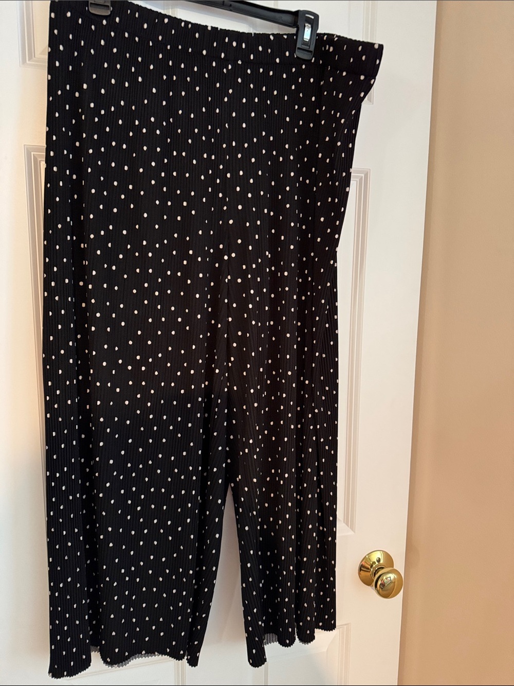 J. Jill Black Wide-Leg Pants with White Dot Print